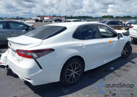 2021 Toyota Camry Se из США, поврежденный, VIN 4T1G11AK2MU572053